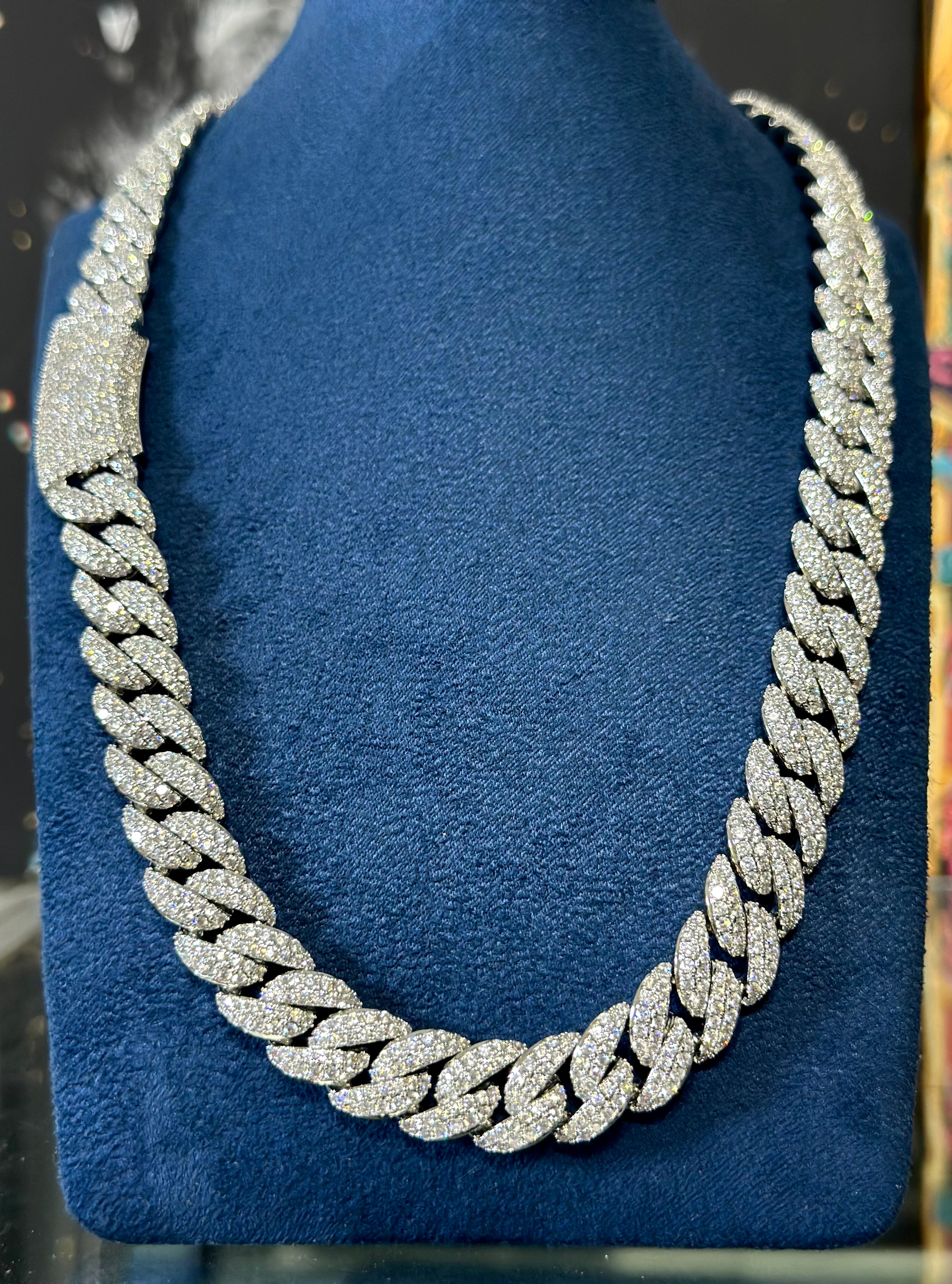 Cadena Cubana Curva Laminado 18k