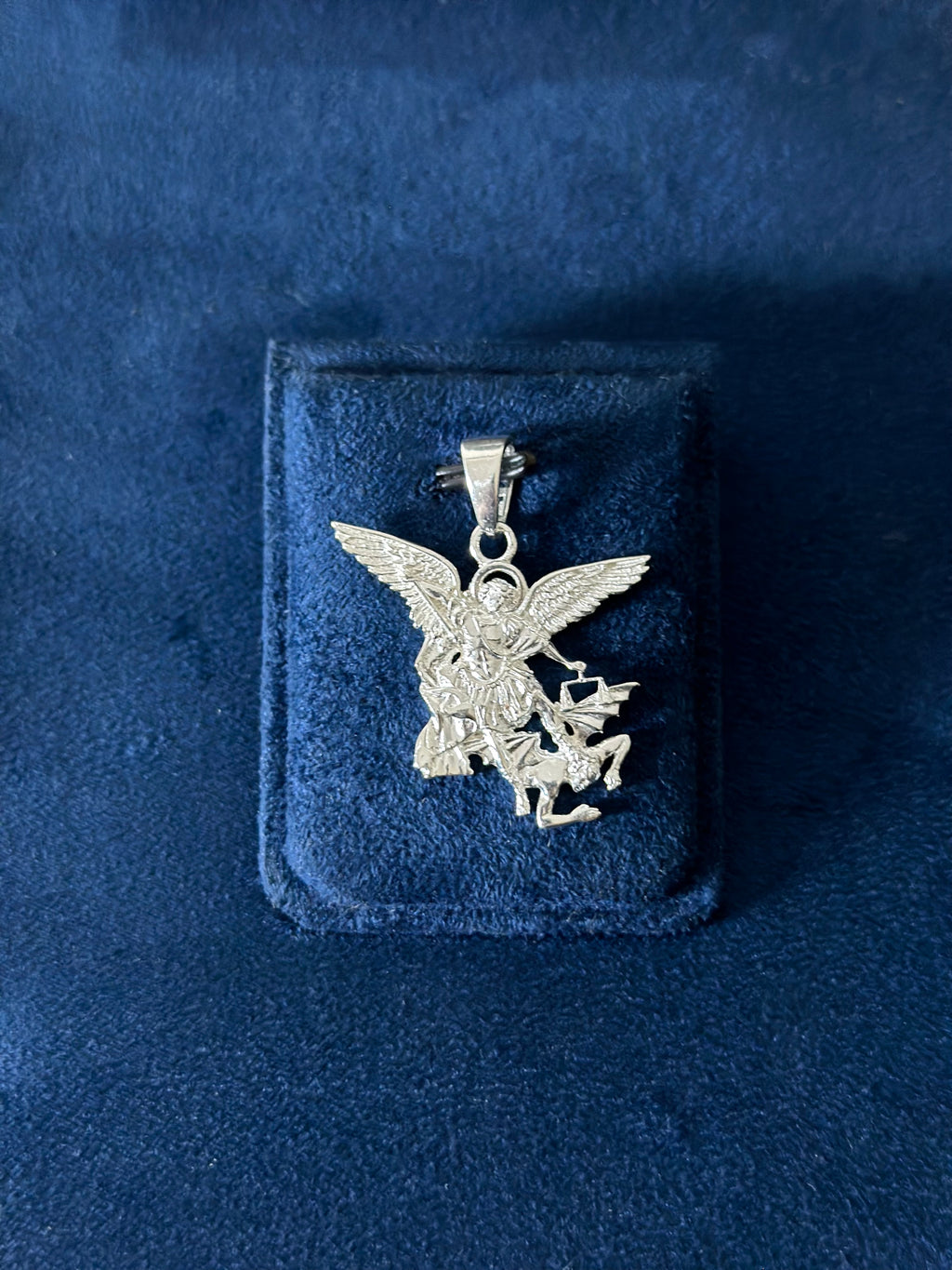 Dije San Miguel Arcángel Plata .925