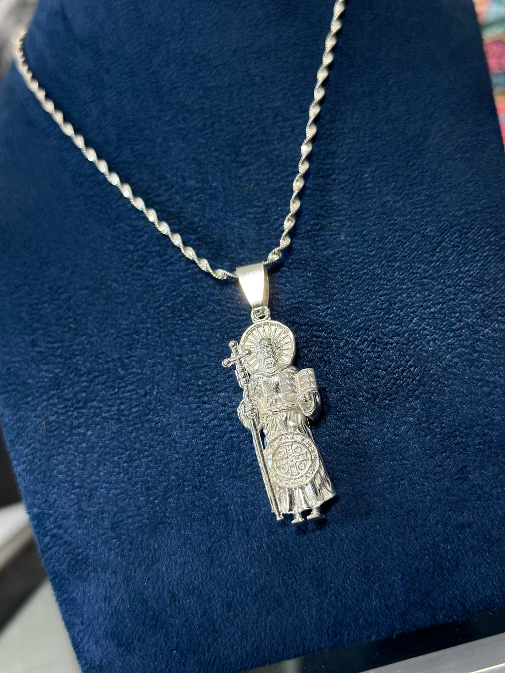 Dije San Benito Cuerpo Plata .925