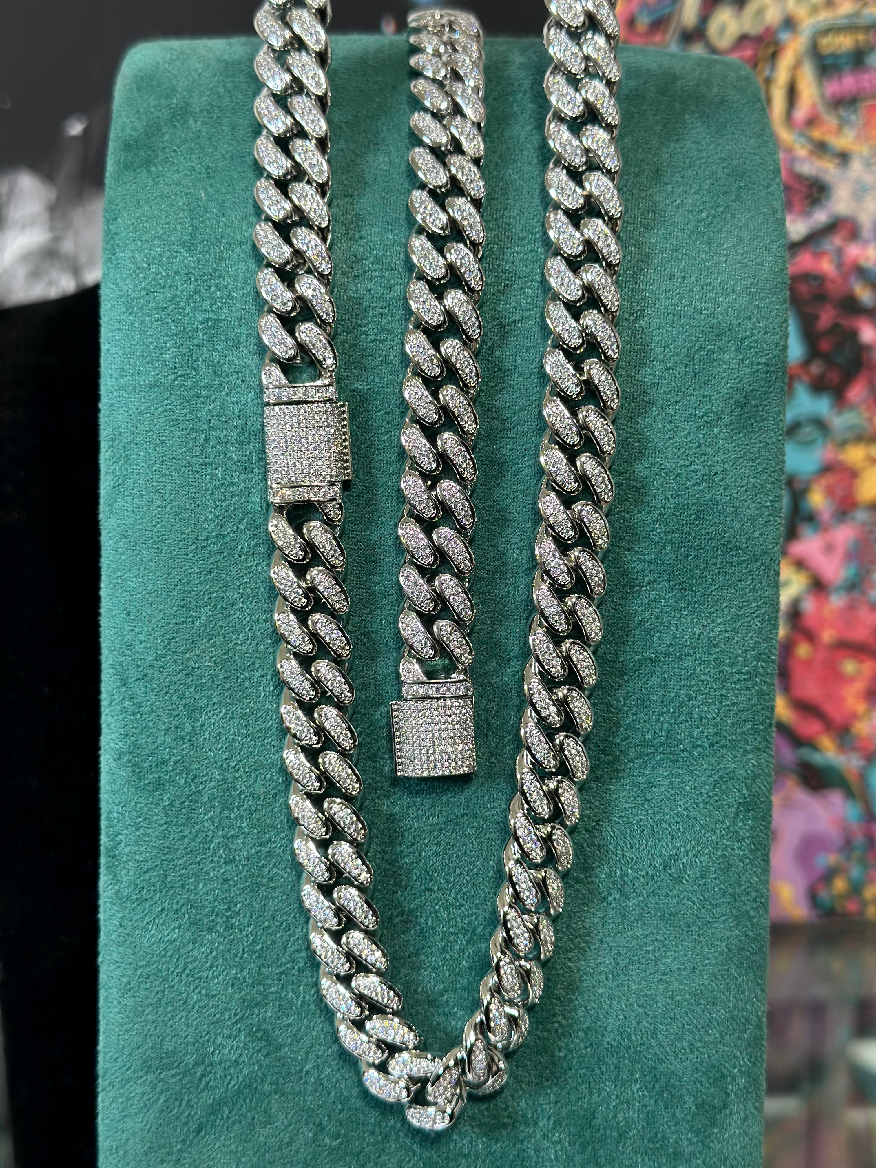 Modelo Cubana Clásica Laminado 18k