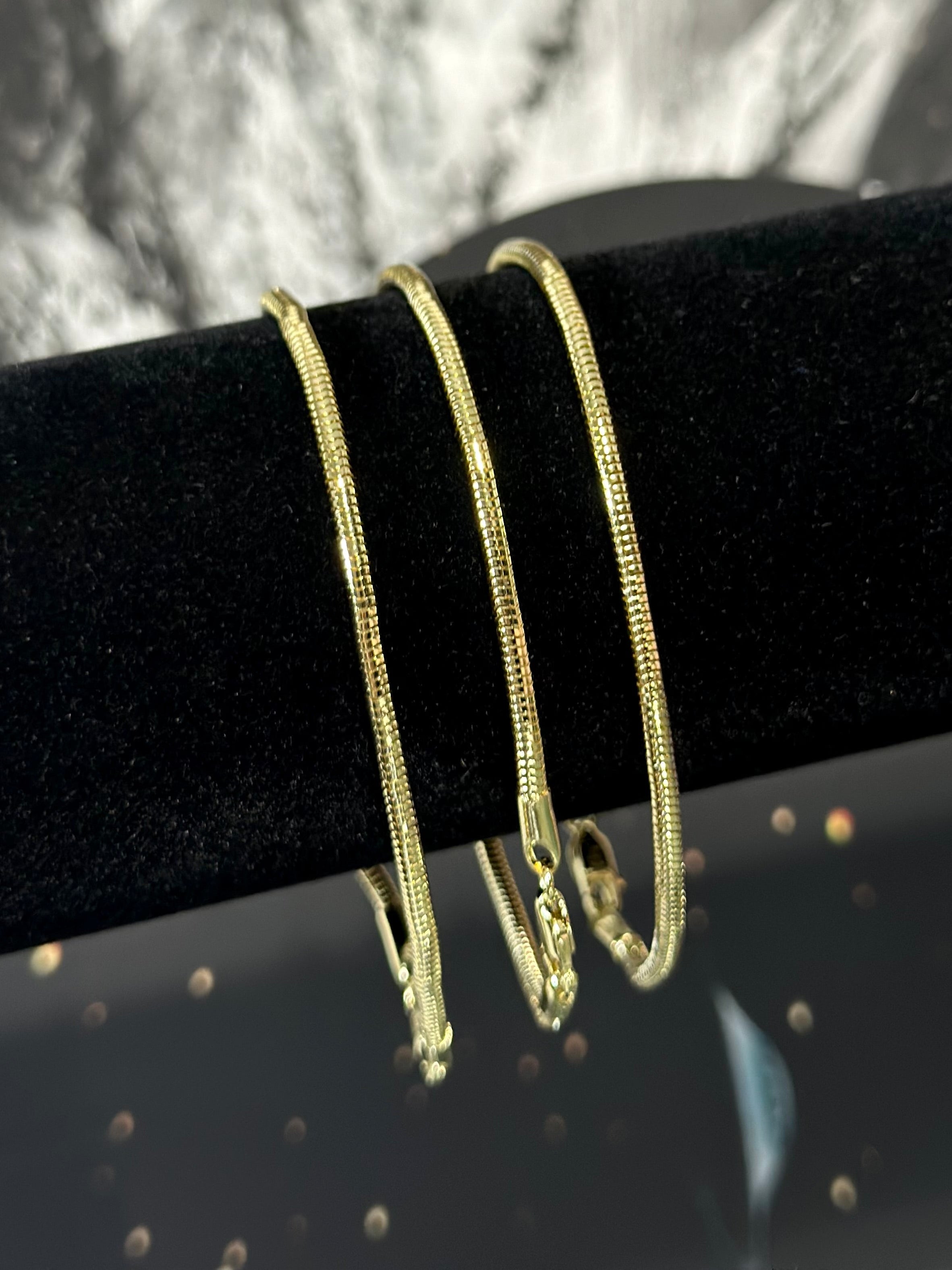 Pulsera Snake 2.4mm Oro Laminado