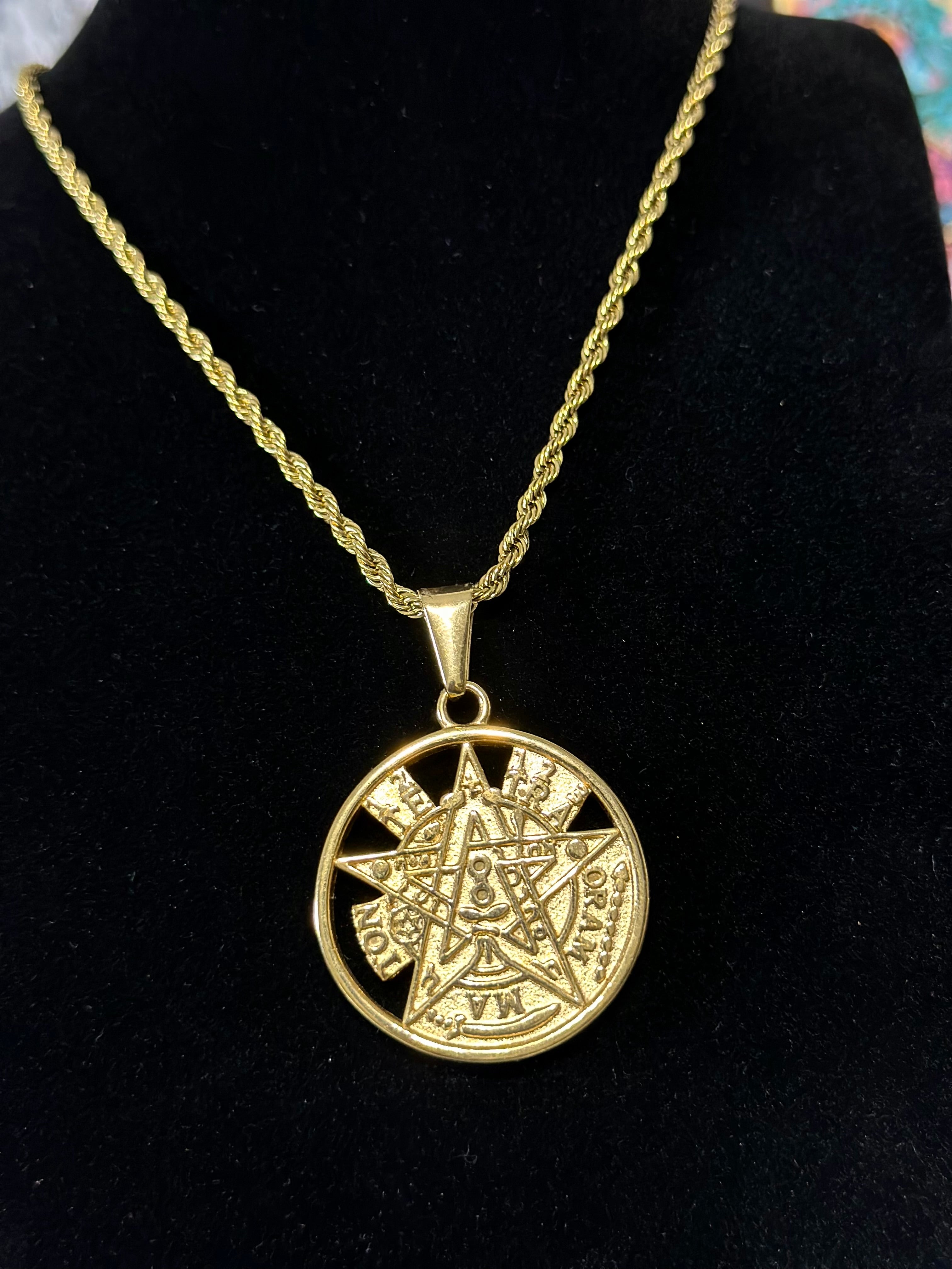 Dije Tetragramaton Acero