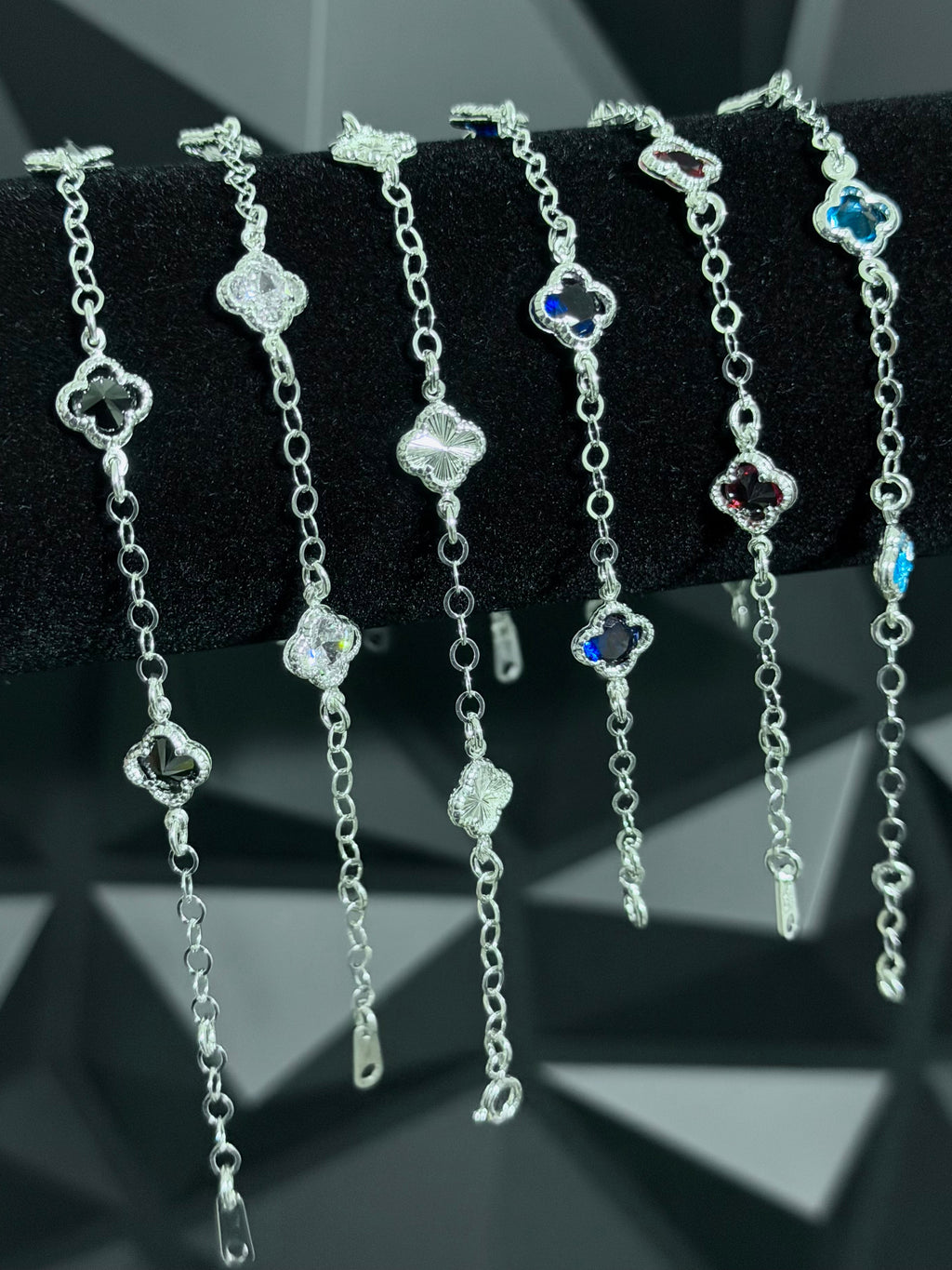 Pulsera Trébol VC tipo “Van Cleef” Chica Plata .925