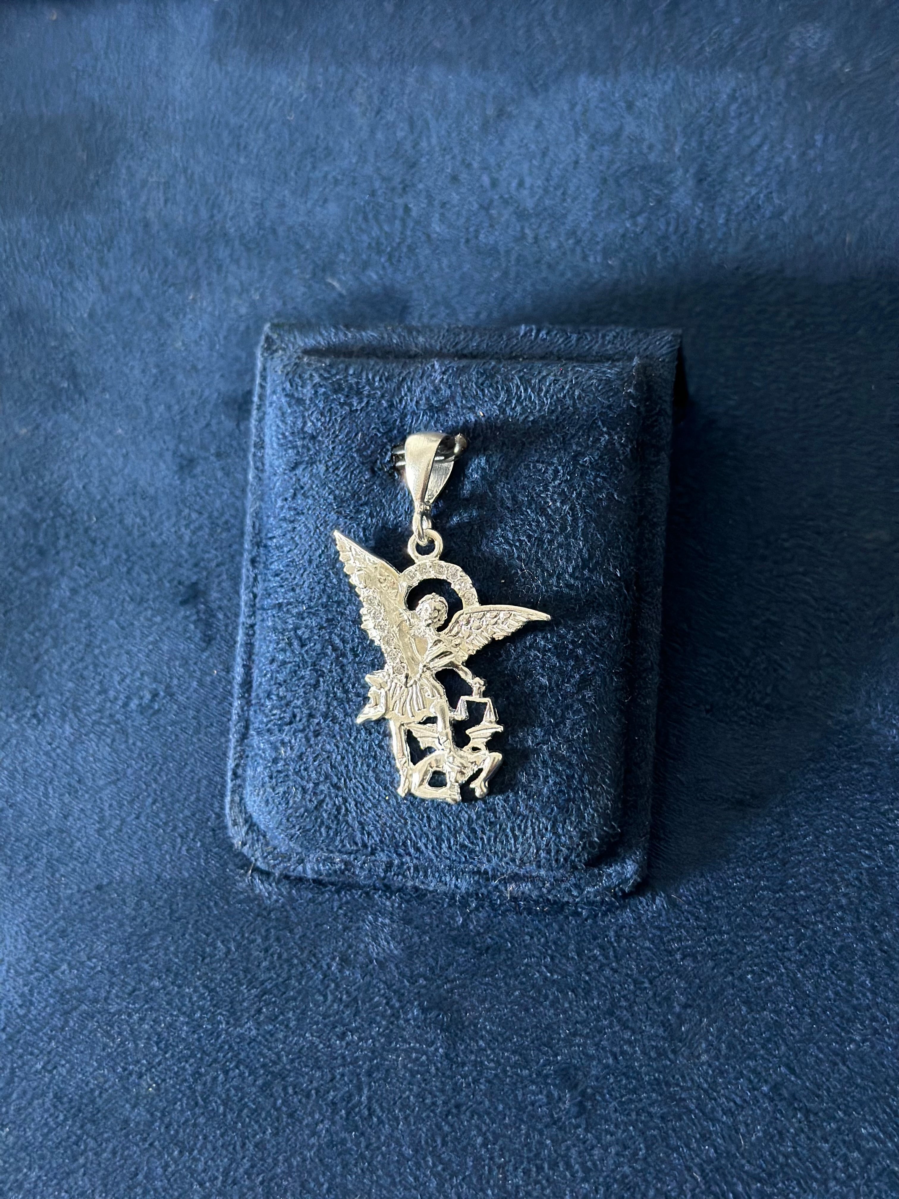 Dije San Miguel Arcángel Plata .925