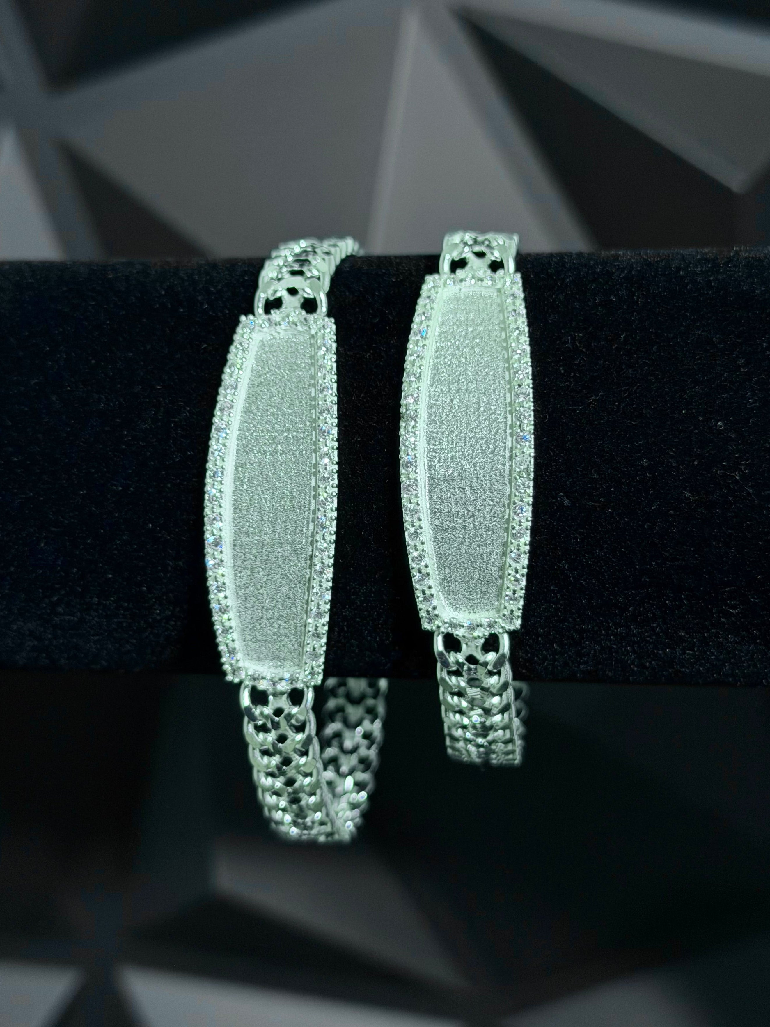Esclava Petatillo 9mm Zirconias Plata .925