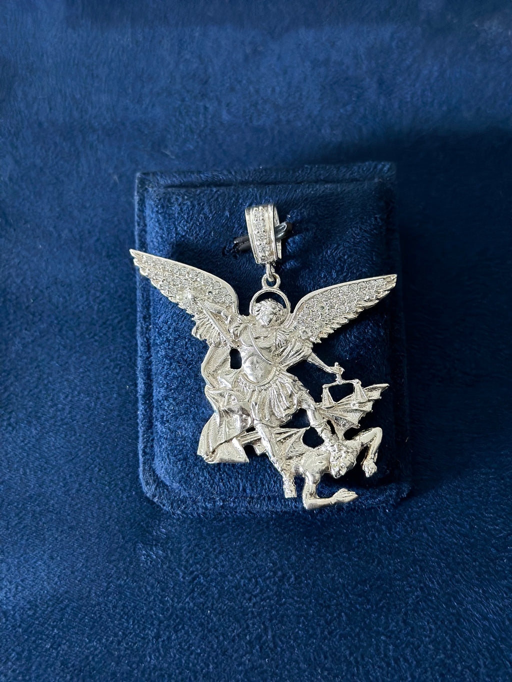 Dije San Miguel Arcángel Plata .925