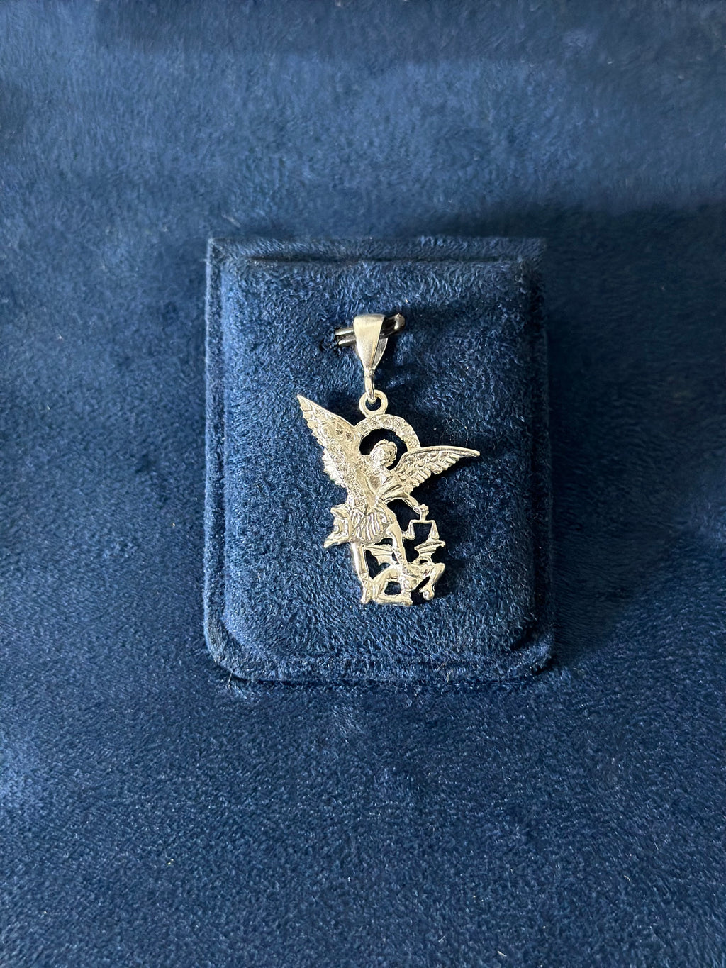 Dije San Miguel Arcángel Plata .925