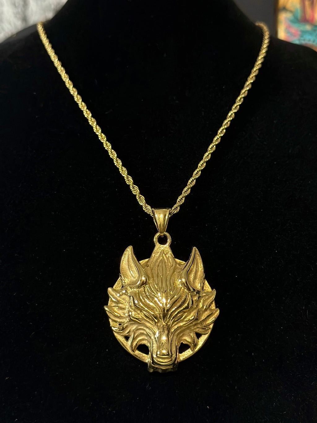 Dije Lobo Acero