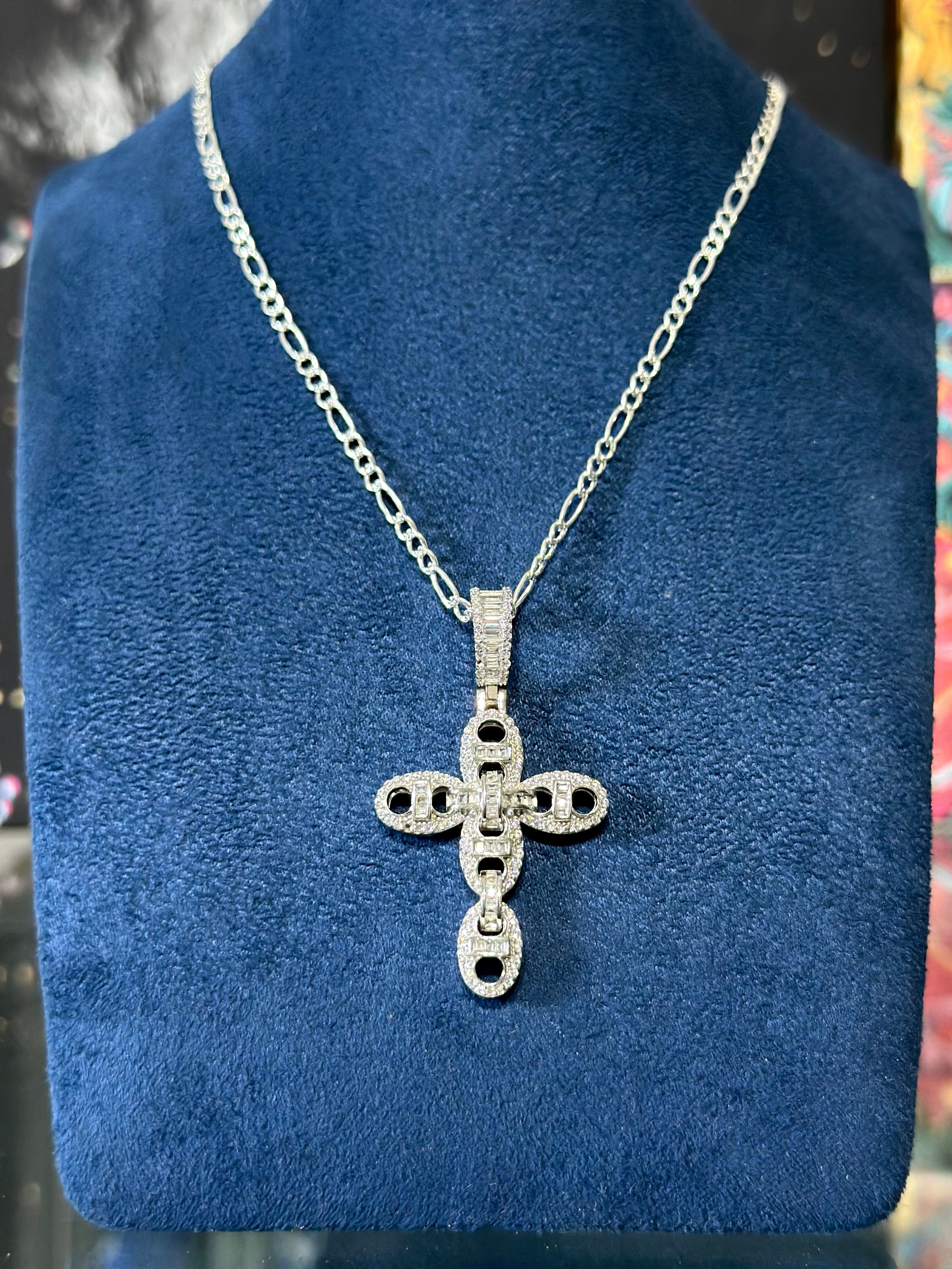 Dije Cruz Gxcci Plata .925